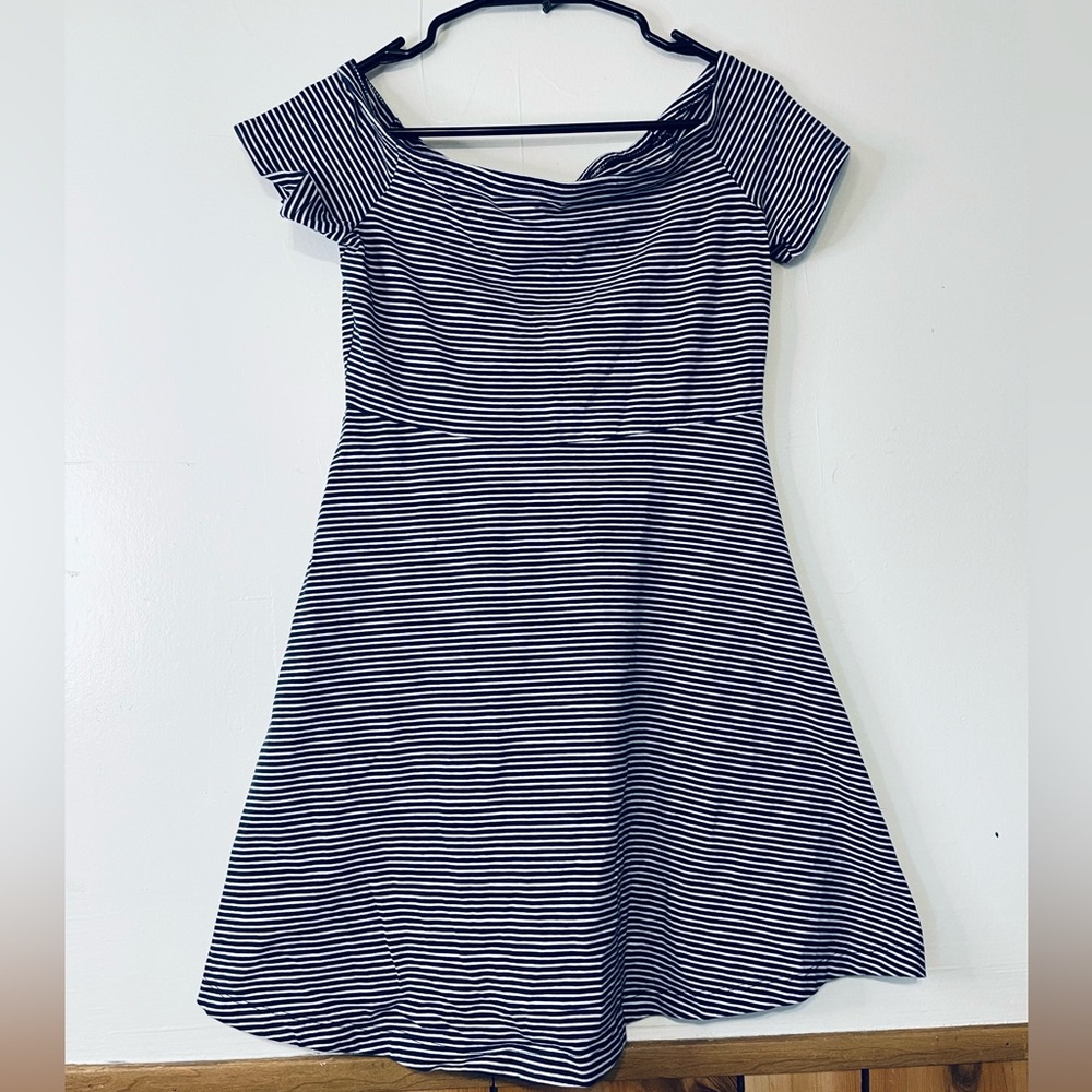 Old Navy Navy and White Striped Shirt